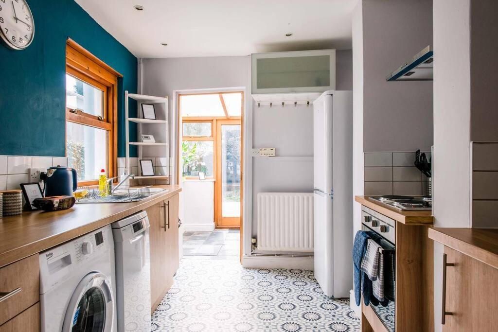 Gorgeous Victorian House Sleeps 6 In Cardiff Villa Exterior foto